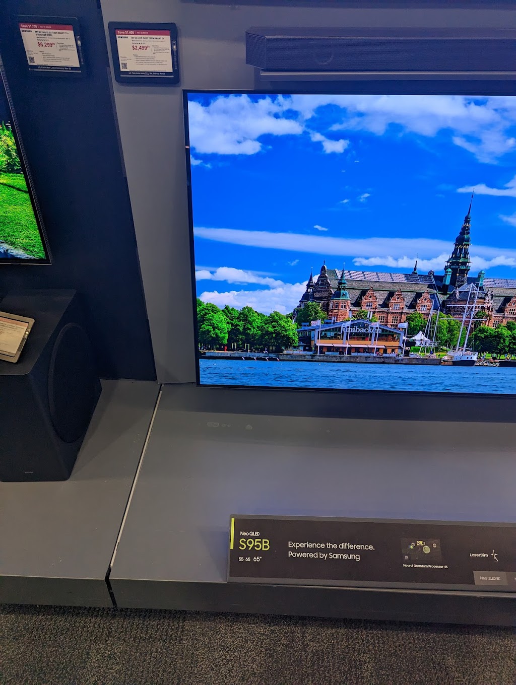 Best Buy | 3734 Mayor Magrath Dr S Unit 1C, Lethbridge, AB T1K 7T6, Canada | Phone: (866) 237-8289
