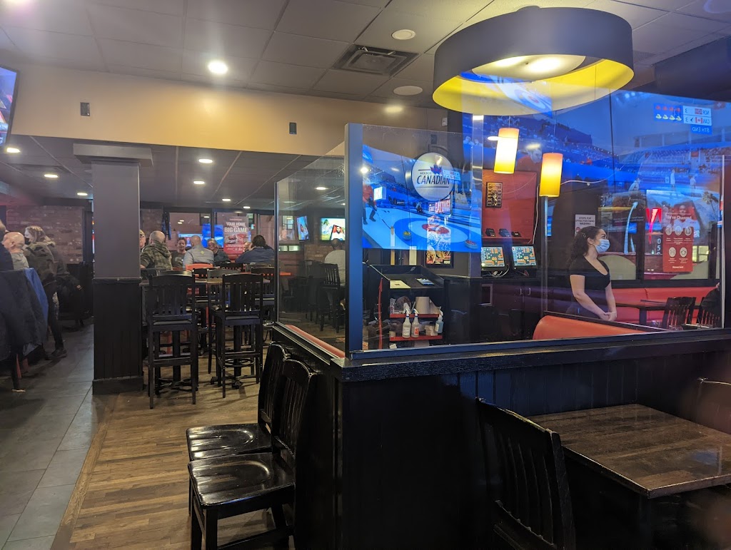 St. Louis Bar & Grill | 2050 Yonge St, Toronto, ON M4S 1Z9, Canada | Phone: (416) 480-0202