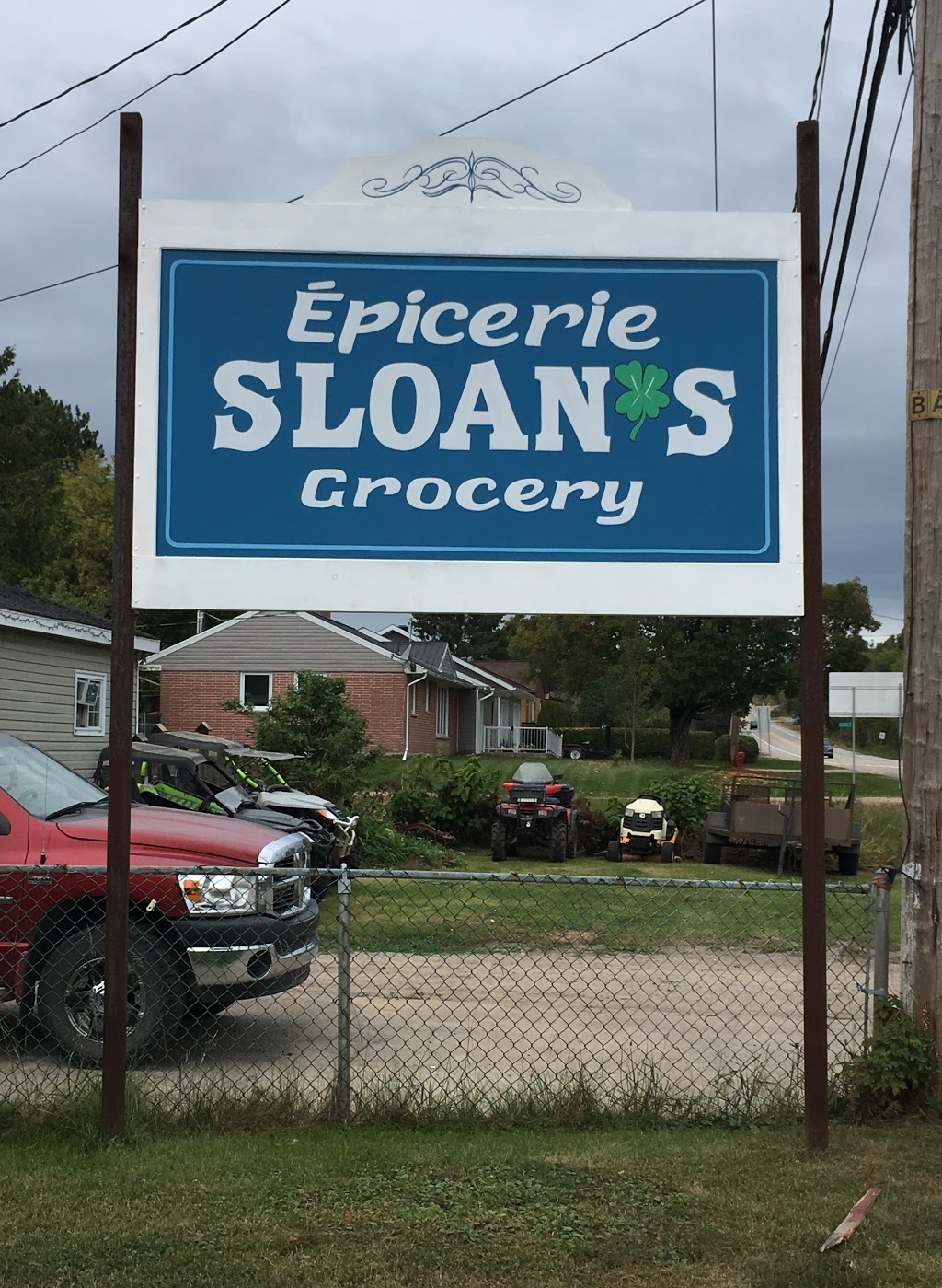 Klukes Korner Grocery | 1441 QC-148, Campbells Bay, QC J0X 1K0, Canada | Phone: (819) 648-5585