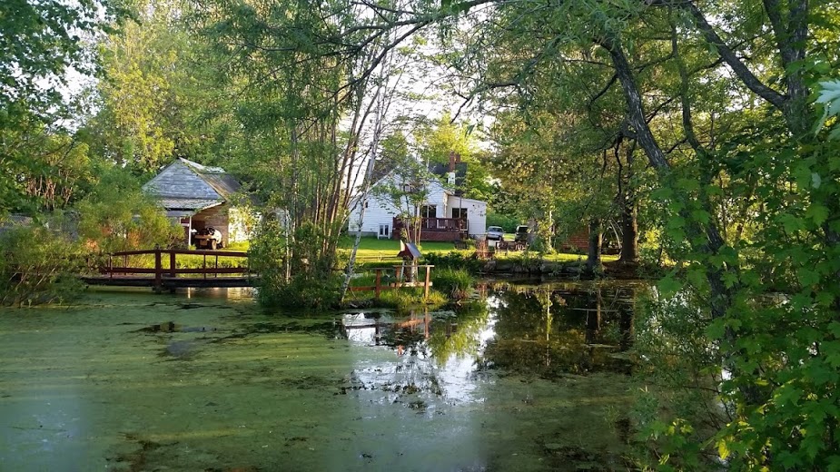 Gite du Maudit francais | 231 Rang du Haut de la Rivière, Pierreville, QC J0G 1J0, Canada | Phone: (450) 881-2023