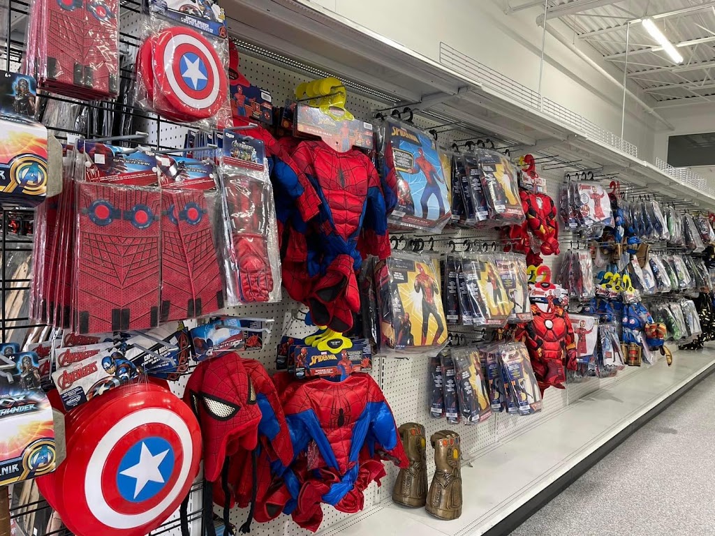 Halloween Depot Laval | 1066 Rue Desserte O, Laval, QC H7X 4C9, Canada | Phone: (450) 689-7619