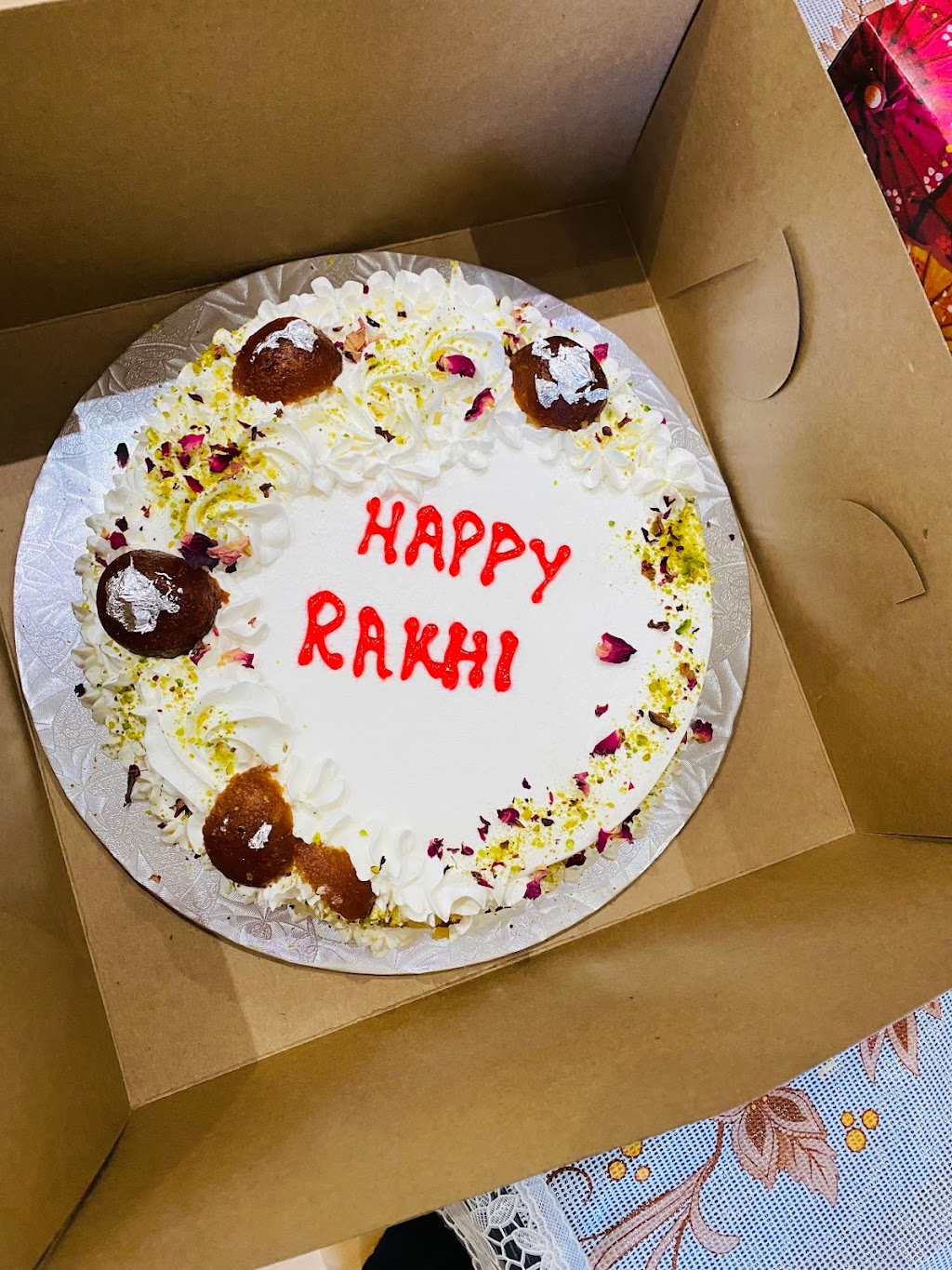 Alagh Cake Creations | 107 Valonia Dr, Brampton, ON L6V 4J9, Canada | Phone: (604) 652-4560