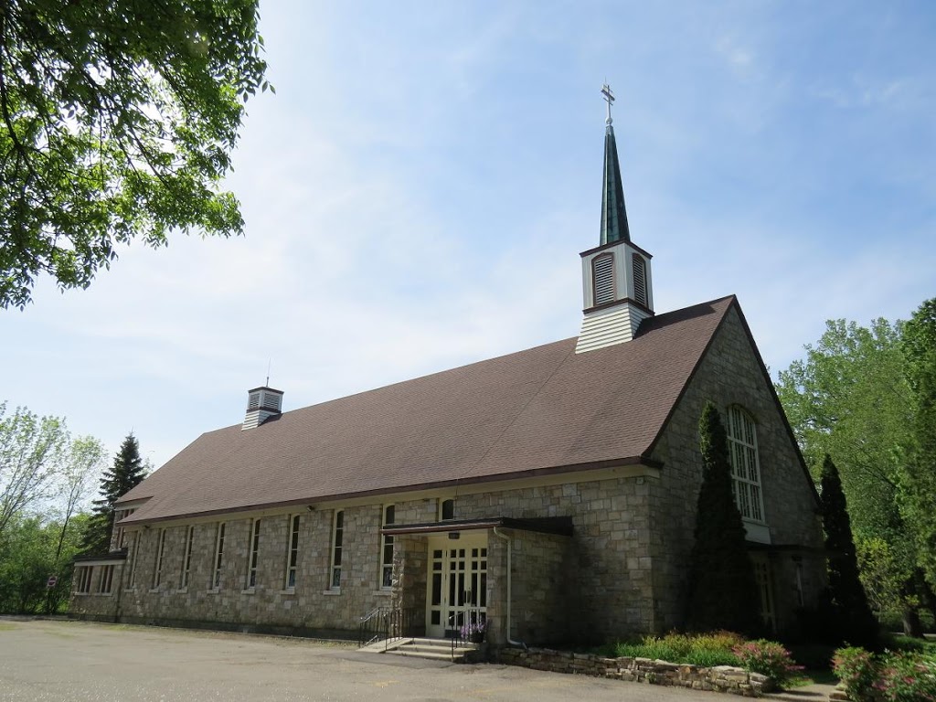 Corpus Christi | 16 Pacific, Senneville, QC H9X 1A3, Canada | Phone: (514) 457-3896