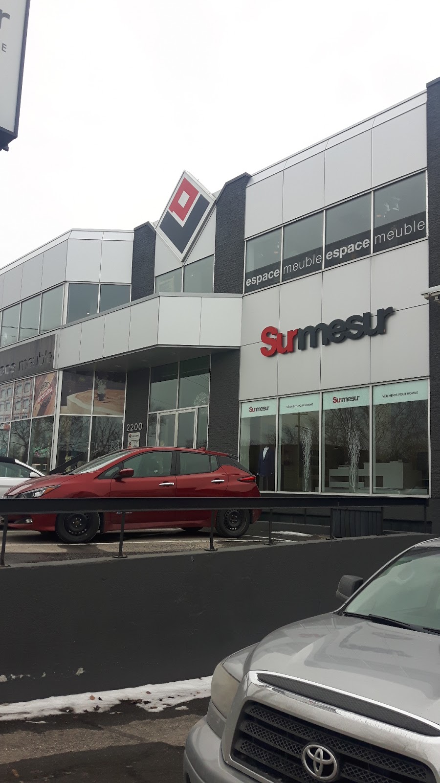 Boutique Surmesur | 2200 Boulevard le Corbusier #200, Laval, QC H7S 2C9, Canada | Phone: (450) 934-0204