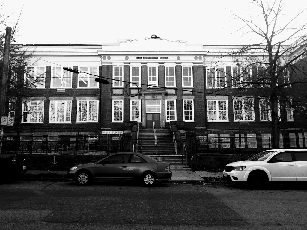 Lord Strathcona Elementary School | 592 E Pender St, Vancouver, BC V6A 1V3, Canada | Phone: (604) 713-4630