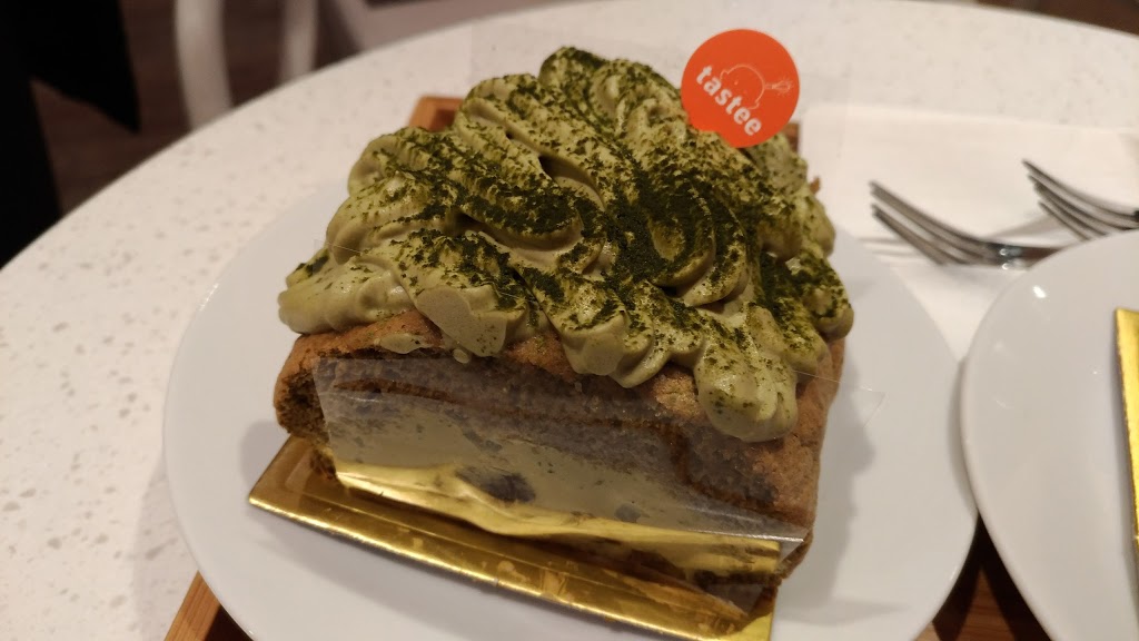 Tastee Patisserie | 3913 Don Mills Rd, North York, ON M2H 2S7, Canada | Phone: (416) 497-0347