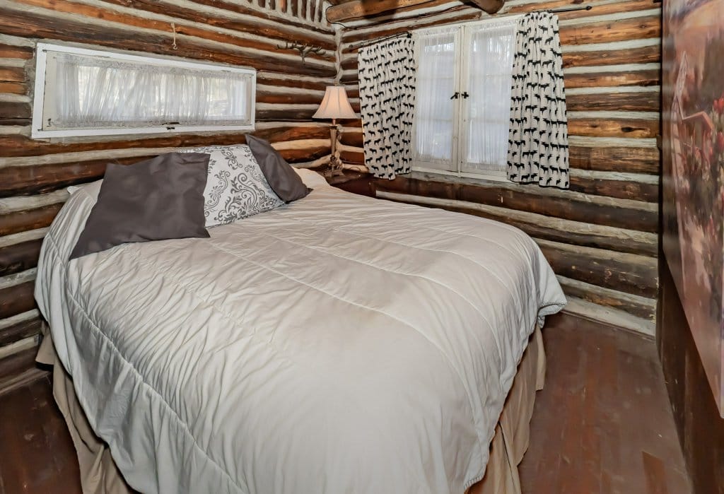 The Kittage | 2506 Channel Point Ln, Washago, ON L0K 2B0, Canada | Phone: (416) 523-2998
