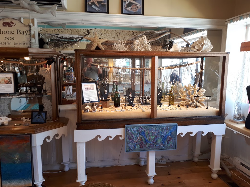 Seamist Studio | 504 Main St, Mahone Bay, NS B0J 2E0, Canada | Phone: (902) 531-3112
