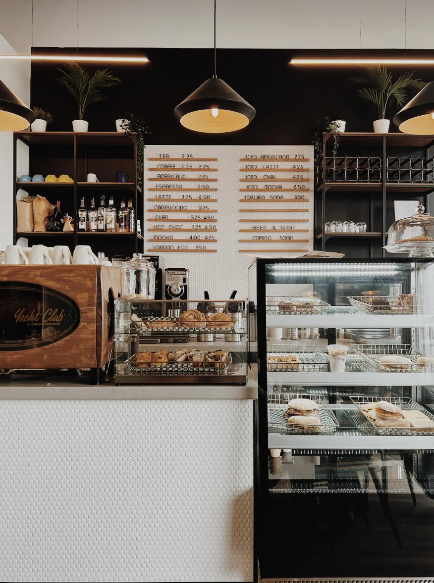 The 5K Cafe | 124 Chain Lake Dr, Halifax, NS B3S 1A2, Canada | Phone: (902) 405-7555
