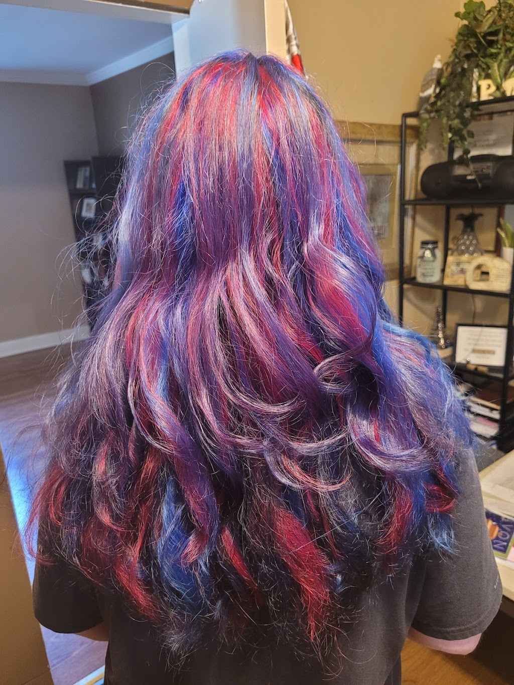 Hair By Kim | 34 Hughes St, St Thomas, ON N5P 2Y8, Canada | Phone: (519) 319-7360