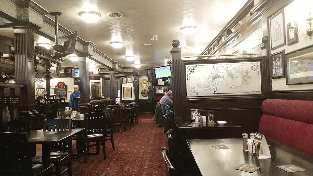 Charles Dickens Pub | 505 Dundas St, Woodstock, ON N4S 1C4, Canada | Phone: (519) 421-2218