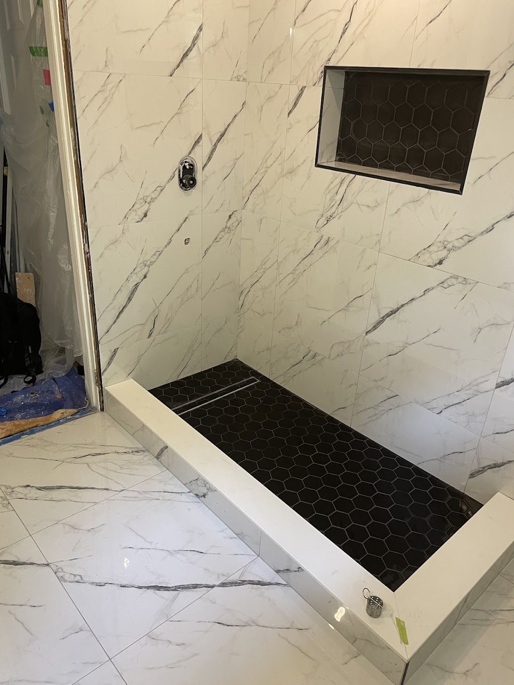 SNJ Tile Solutions | 27 W Deane Park Dr Unit 2, Etobicoke, ON M9B 2R5, Canada | Phone: (647) 710-6469