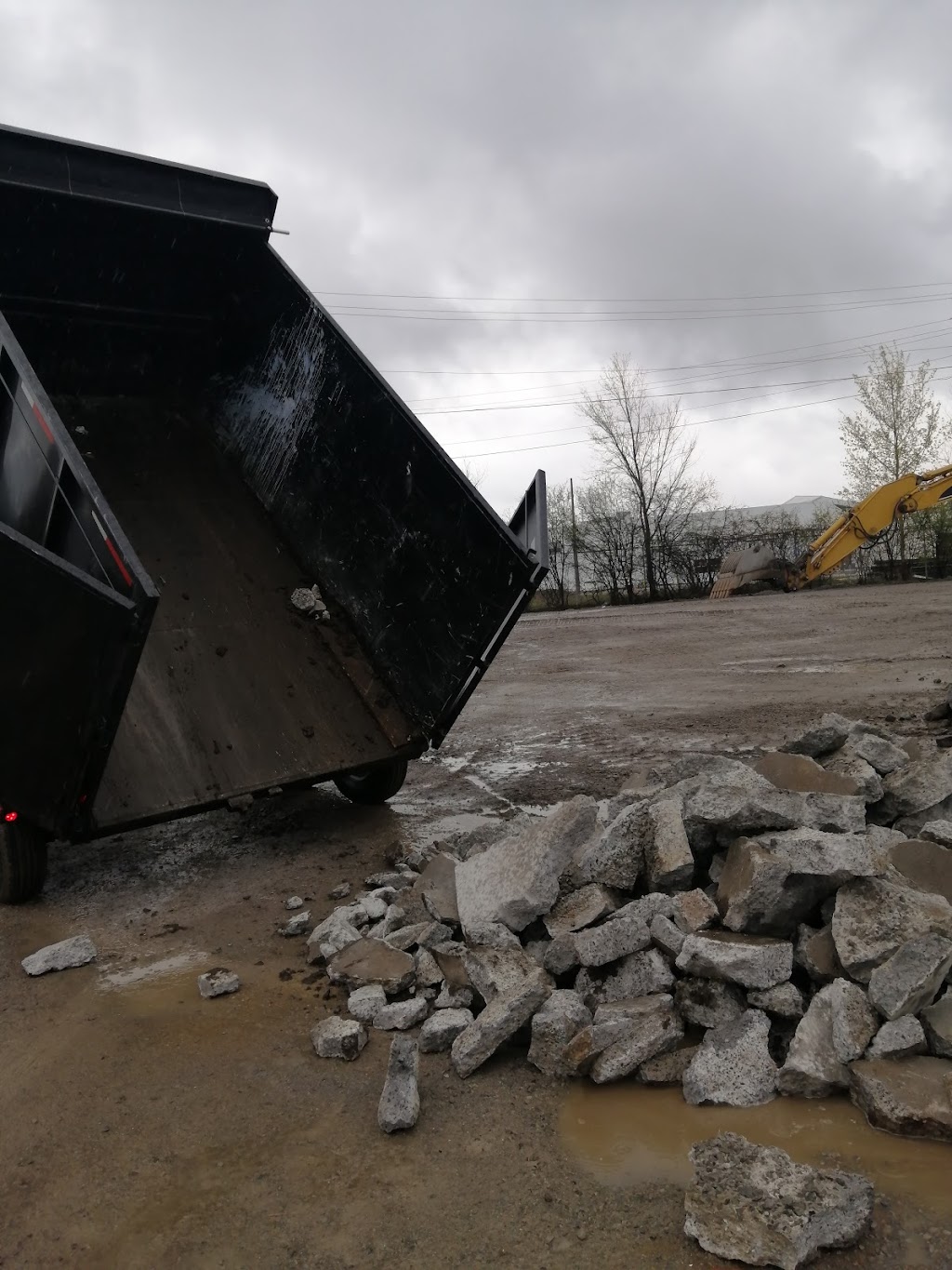 Gatineau Junk Removal | 67 Chem. Loretta, Chelsea, QC J9B 1L7, Canada | Phone: (819) 661-8073