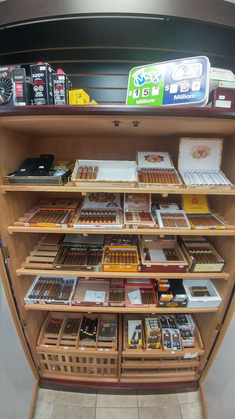 Express News Smokes & DRY-CLEANERS | 1960 Como Lake Ave #126, Coquitlam, BC V3J 3R3, Canada | Phone: (604) 474-1898