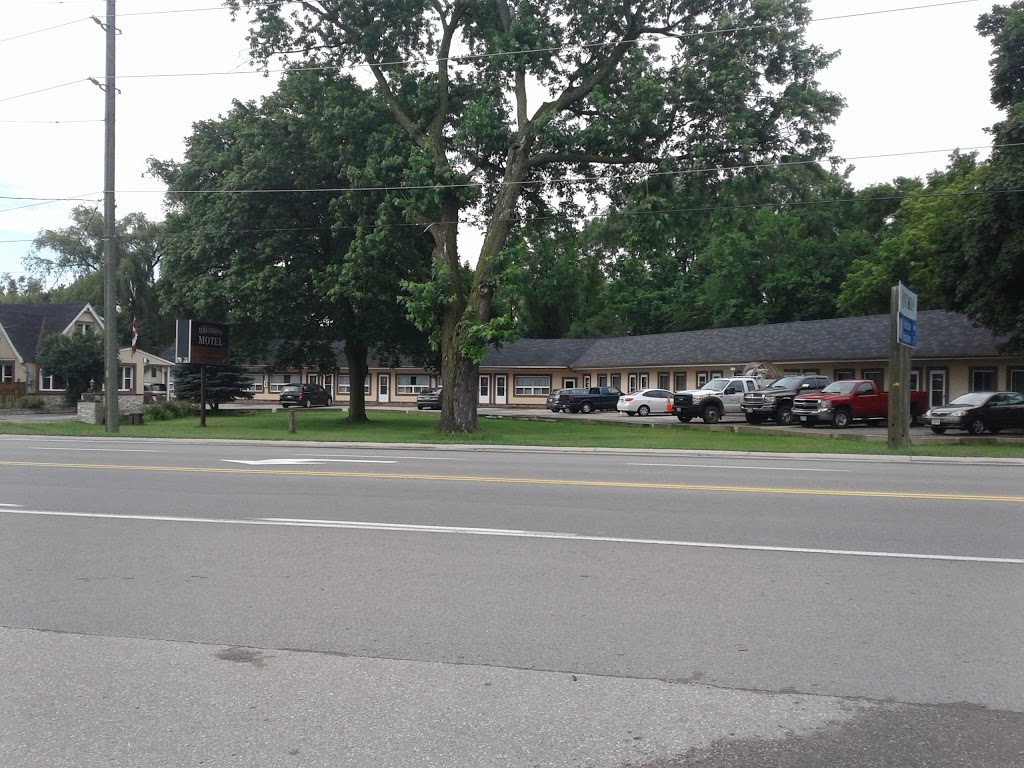 Davidson Motel | 15 Paris Rd, Paris, ON N3L 3J1, Canada | Phone: (519) 442-4417