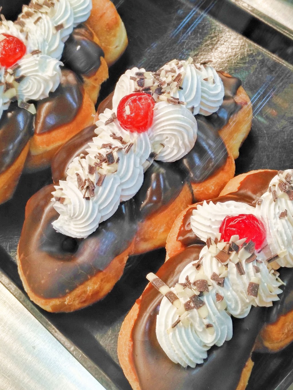 Sweet Paradise Bakery & Delicatessen | 419 Dundas St E, Waterdown, ON L0R 2H1, Canada | Phone: (905) 689-8007