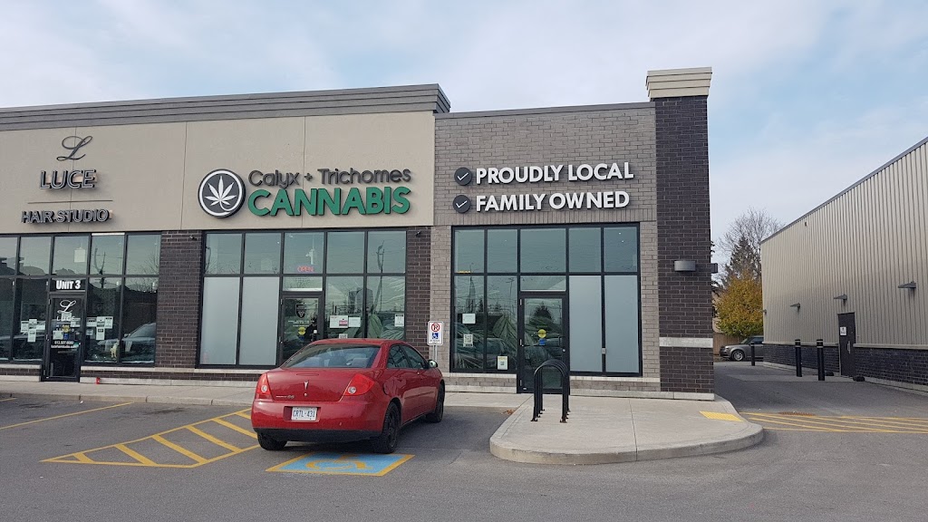Calyx + Trichomes Cannabis | 1105 Midland Ave Unit 4, Kingston, ON K7P 2X8, Canada | Phone: (613) 634-8458