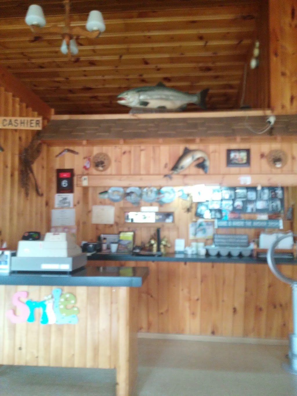 B&L Liquor Store & Convenience | 593 Main St, Doaktown, NB E9C 1Y3, Canada | Phone: (506) 365-7907
