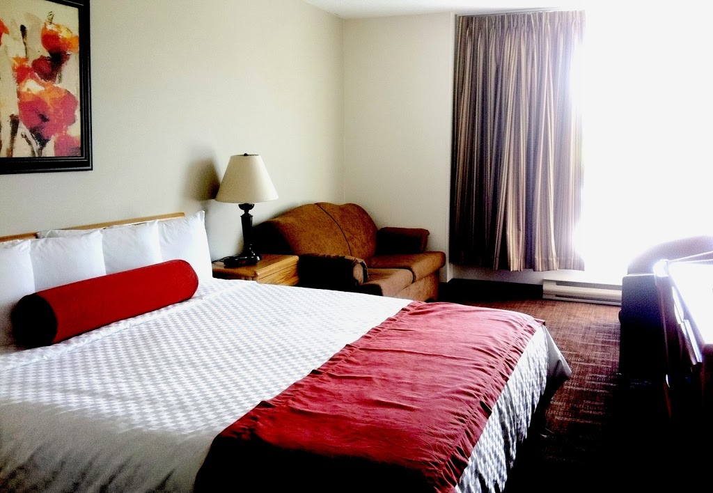 Auberge du Grand Lac | 40 Rue Merry S, Magog, QC J1X 3L1, Canada | Phone: (819) 847-4039
