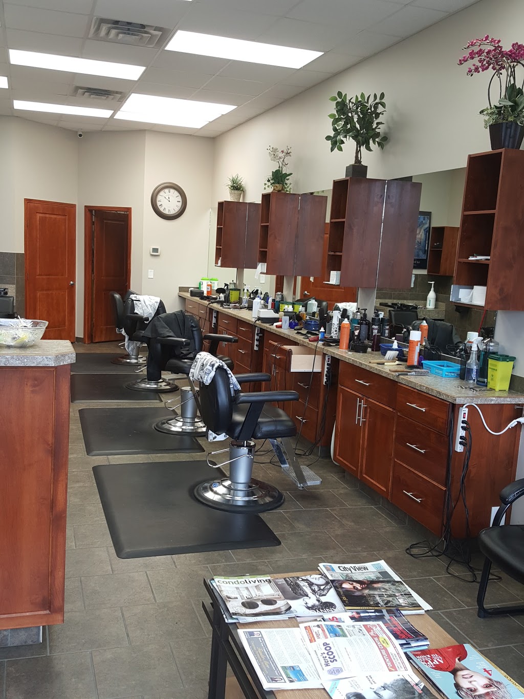 Kingsview Barbershop | 2100 Market St, Airdrie, AB T4A 0B1, Canada | Phone: (403) 948-2566