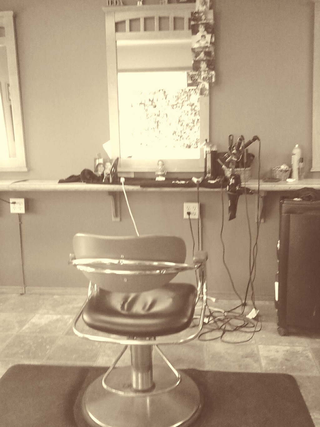 Mcphillips Hair Design | 690 McPhillips St, Winnipeg, MB R2X 2H5, Canada | Phone: (204) 589-5006
