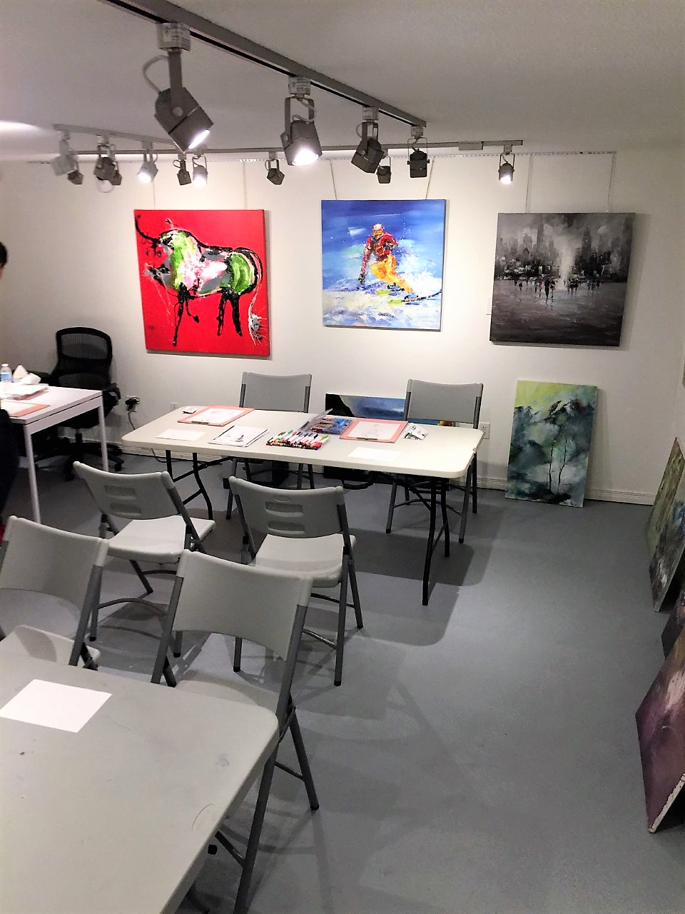 2 For Art | 177 Lakeshore Rd E, Mississauga, ON L5G 4T9, Canada | Phone: (647) 629-0122