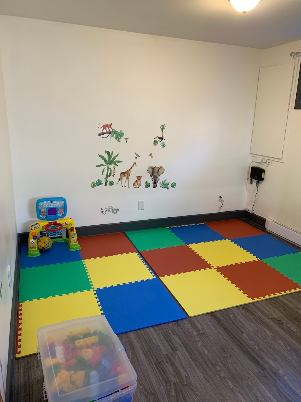CPE Les Petites Étoiles | 2 Rue du Boisé, Marieville, QC J3M 1N9, Canada | Phone: (450) 708-3923