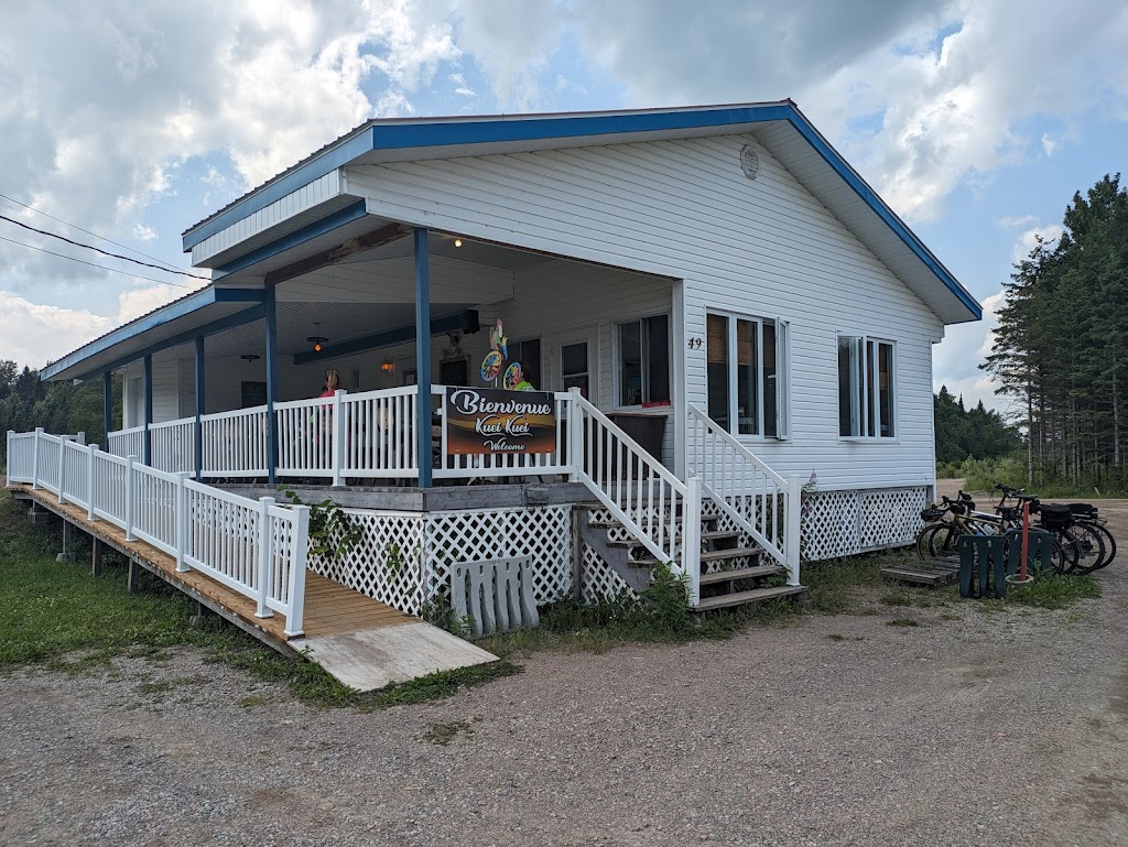Bistro Velo | 49, rue Ulysse, Rue du Dom. Abénakis, Mashteuiatsh, QC G0W 2H0, Canada | Phone: (418) 275-4906