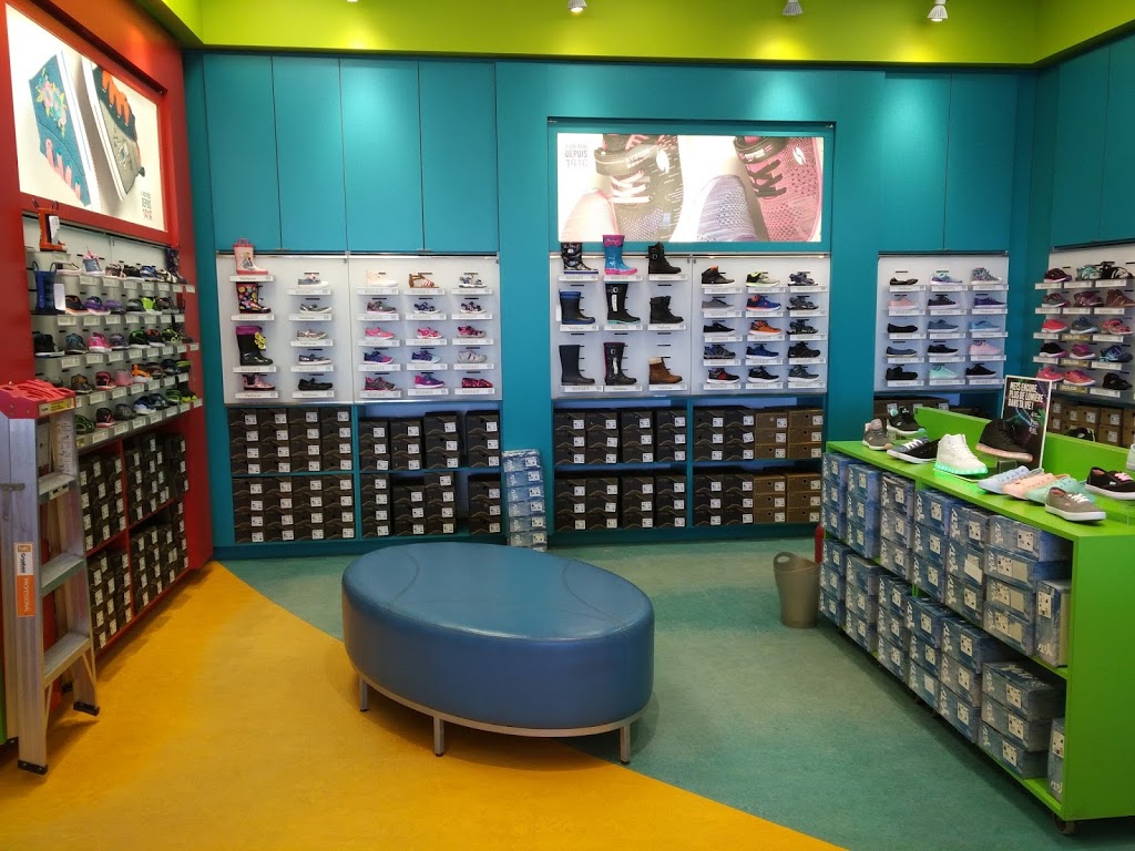 Chaussures Yellow | 409 Boulevard Harwood, Vaudreuil-Dorion, QC J7V 7W1, Canada | Phone: (450) 510-1785