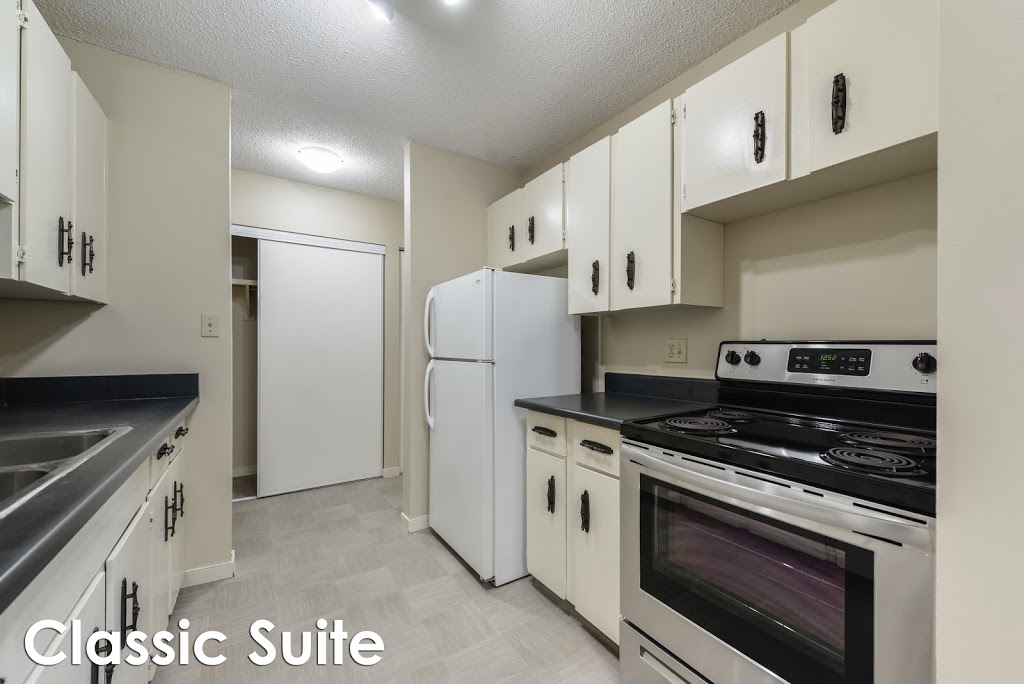 Marlborough Manor | 14535 54 St NW, Edmonton, AB T5A 3R4, Canada | Phone: (780) 415-5549