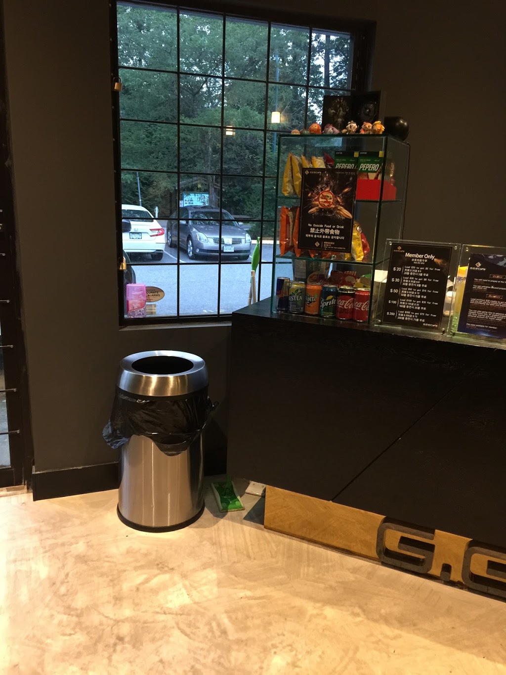 GG E-Cafe | 3-2731 Barnet Hwy, Coquitlam, BC V3E 1K9, Canada | Phone: (778) 285-8880