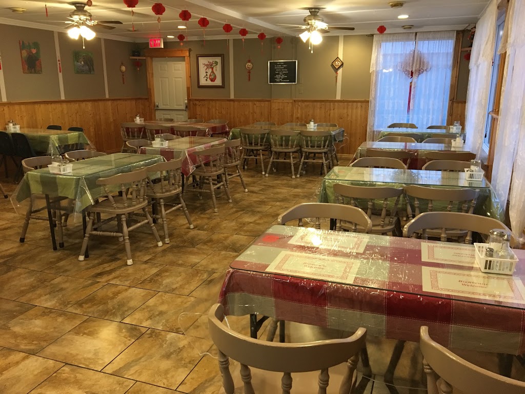 Sun Wui Family Restaurant | 6 Sawdust Rd, Bay Roberts, NL A0A 1G0, Canada | Phone: (709) 786-0888