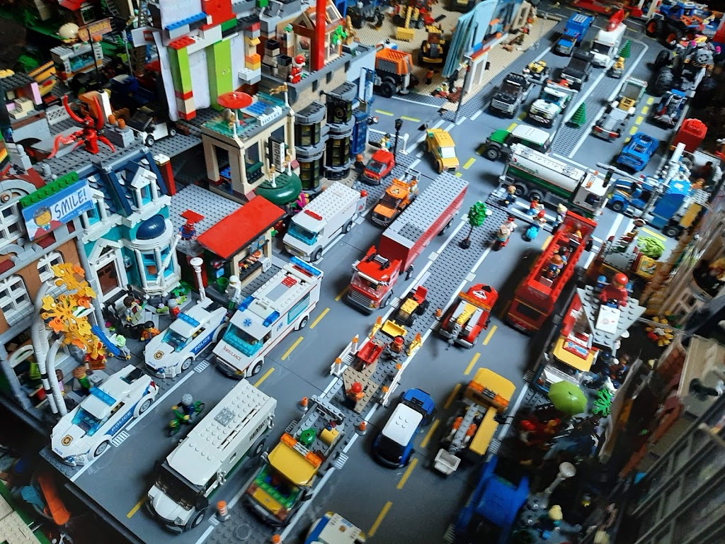 BC Hobbies | 1644 Hillside Ave, Victoria, BC V8T 2C5, Canada | Phone: (250) 383-0051