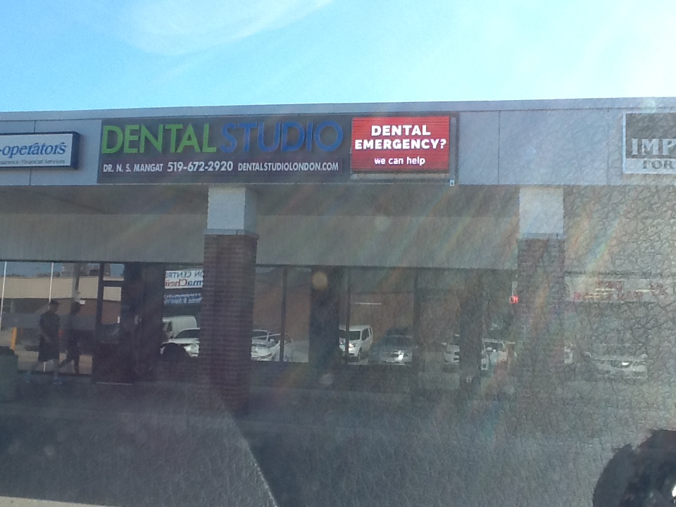 Dental Studio | 1080 Adelaide St N, London, ON N5Y 2N1, Canada | Phone: (519) 672-2920