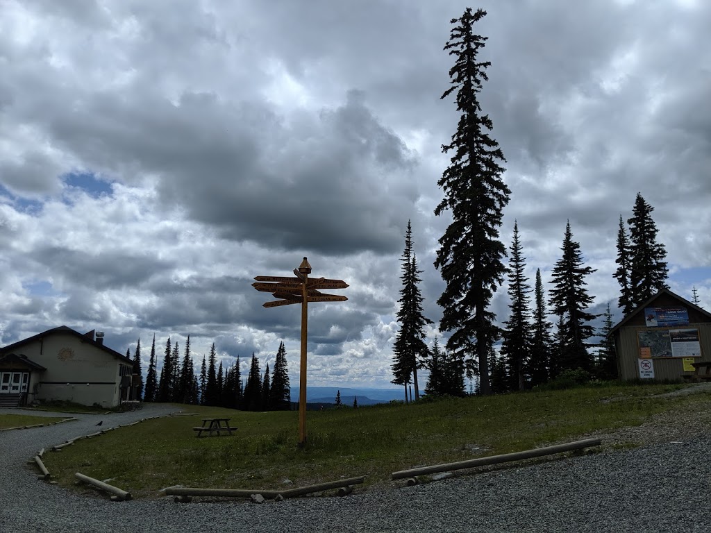 Sunburst Lodge Restaurant | At The Top Of Sunburst Express Chairlift, Sun Peaks, BC V0E 5N0, Canada | Phone: (250) 578-7222