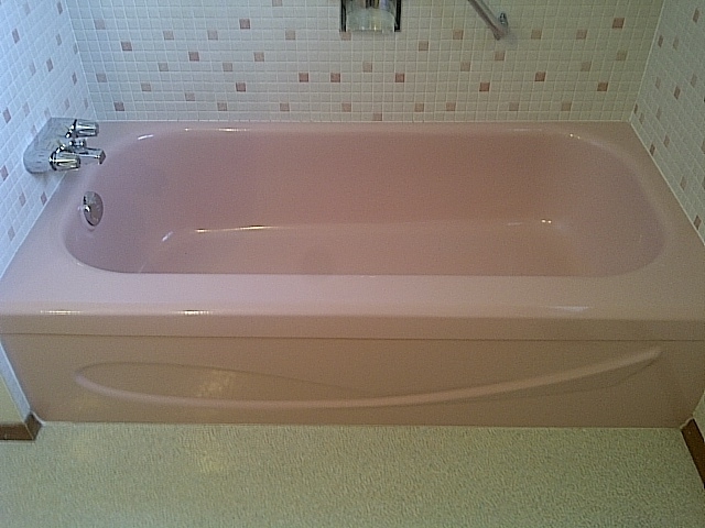 Hot Rod Tub Refinishing | 12223 67 St NW, Edmonton, AB T5B 1M8, Canada | Phone: (780) 718-3190