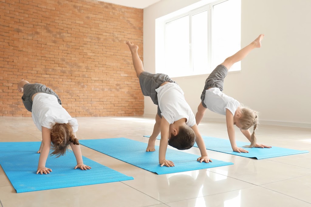 Little Yogis Academy | 92 Roe Ave, Toronto, ON M5M 2H7, Canada | Phone: (647) 403-2973