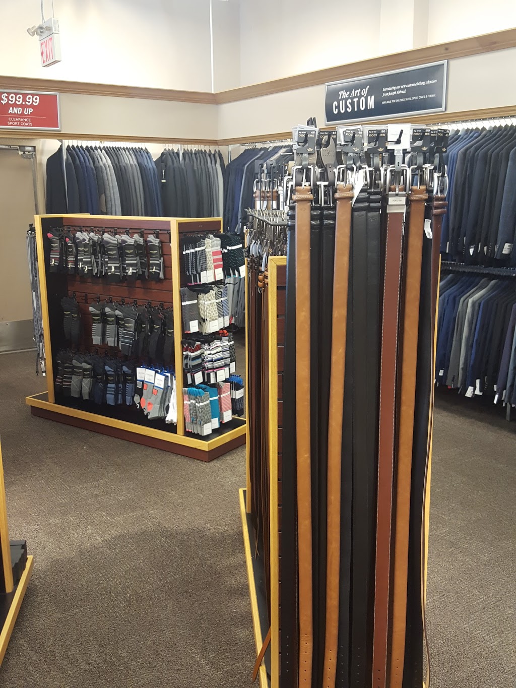 Moores Clothing for Men | 500 Fairway Rd S, Kitchener, ON N2C 1X3, Canada | Phone: (519) 893-1241