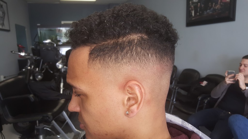World Class Barber Shop | 1050 Simcoe St N, Oshawa, ON L1G 4W5, Canada | Phone: (905) 903-7552