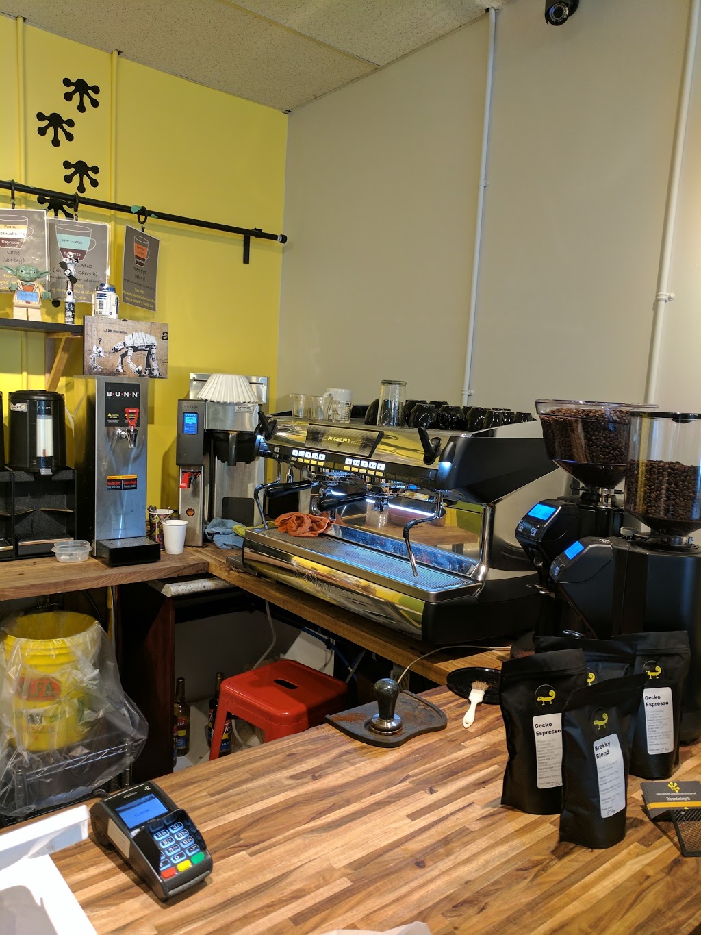 Golden Gecko Coffee | 282 Jane St, Toronto, ON M6S 3Z2, Canada | Phone: (416) 413-7650