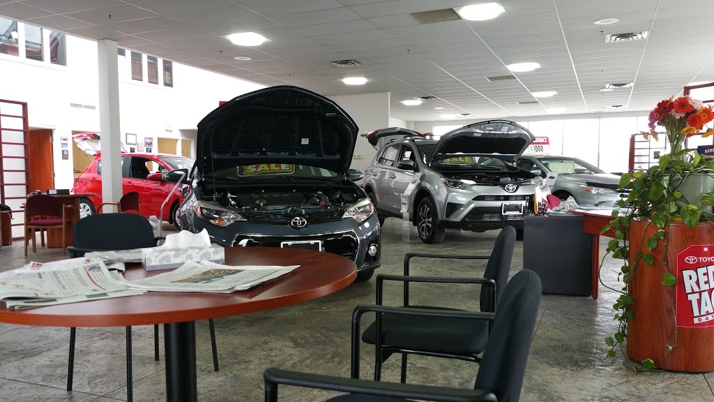 Guelph Toyota | 635 Woodlawn Rd W, Guelph, ON N1K 1E9, Canada | Phone: (519) 837-3340
