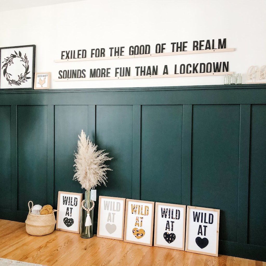 Little w Studio | 881 E Lakeview Rd, Chestermere, AB T1X 1B1, Canada | Phone: (403) 901-8599