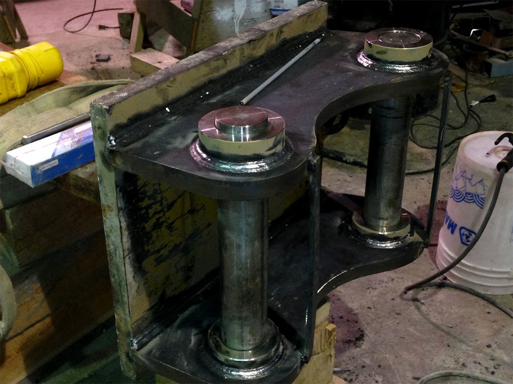 J R Mac Welding Ltd | 4 Ruttig St, Oakbank, MB R0E 1J1, Canada | Phone: (204) 510-5436