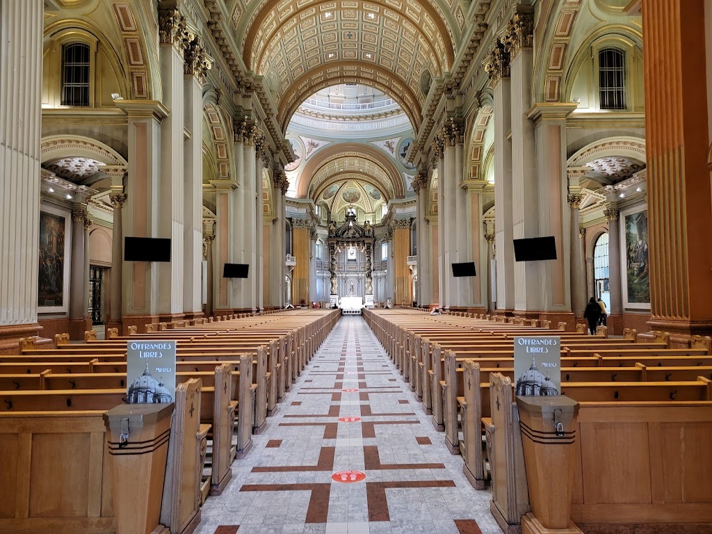 Mary, Queen of the World Cathedral | 1085 Rue de la Cathédrale, Montréal, QC H3B 2V3, Canada | Phone: (514) 866-1661