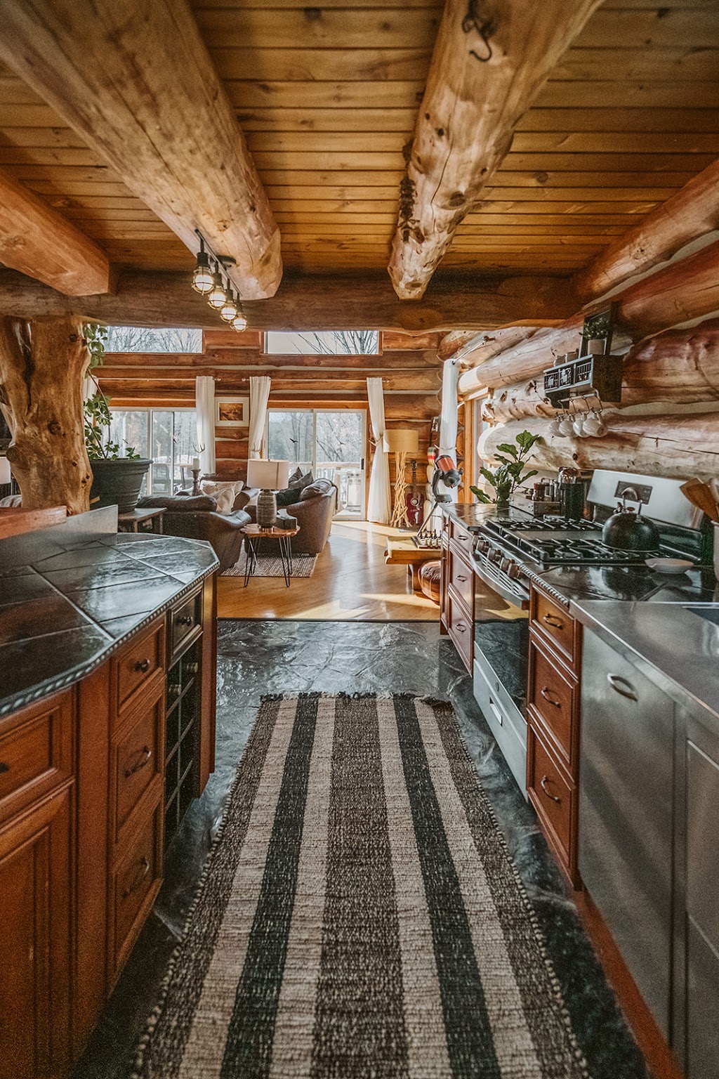 Hemlock Treehouse | 4107 County Rd 507, Gooderham, ON K0M 1R0, Canada | Phone: (289) 795-7700