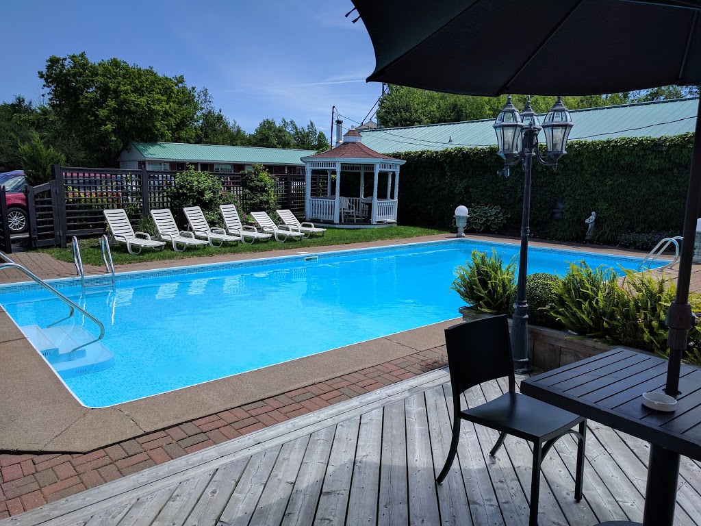 Willow Bend Motel | 277 Willow St, Truro, NS B2N 5A3, Canada | Phone: (902) 895-5325