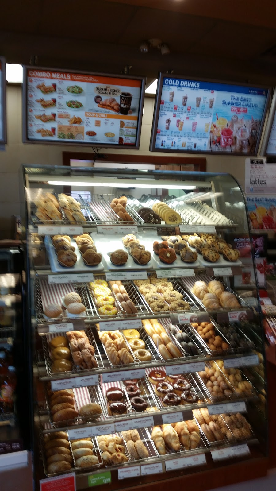 Tim Hortons | 2370 Lawrence Ave E, Scarborough, ON M1P 2R5, Canada | Phone: (416) 755-6629