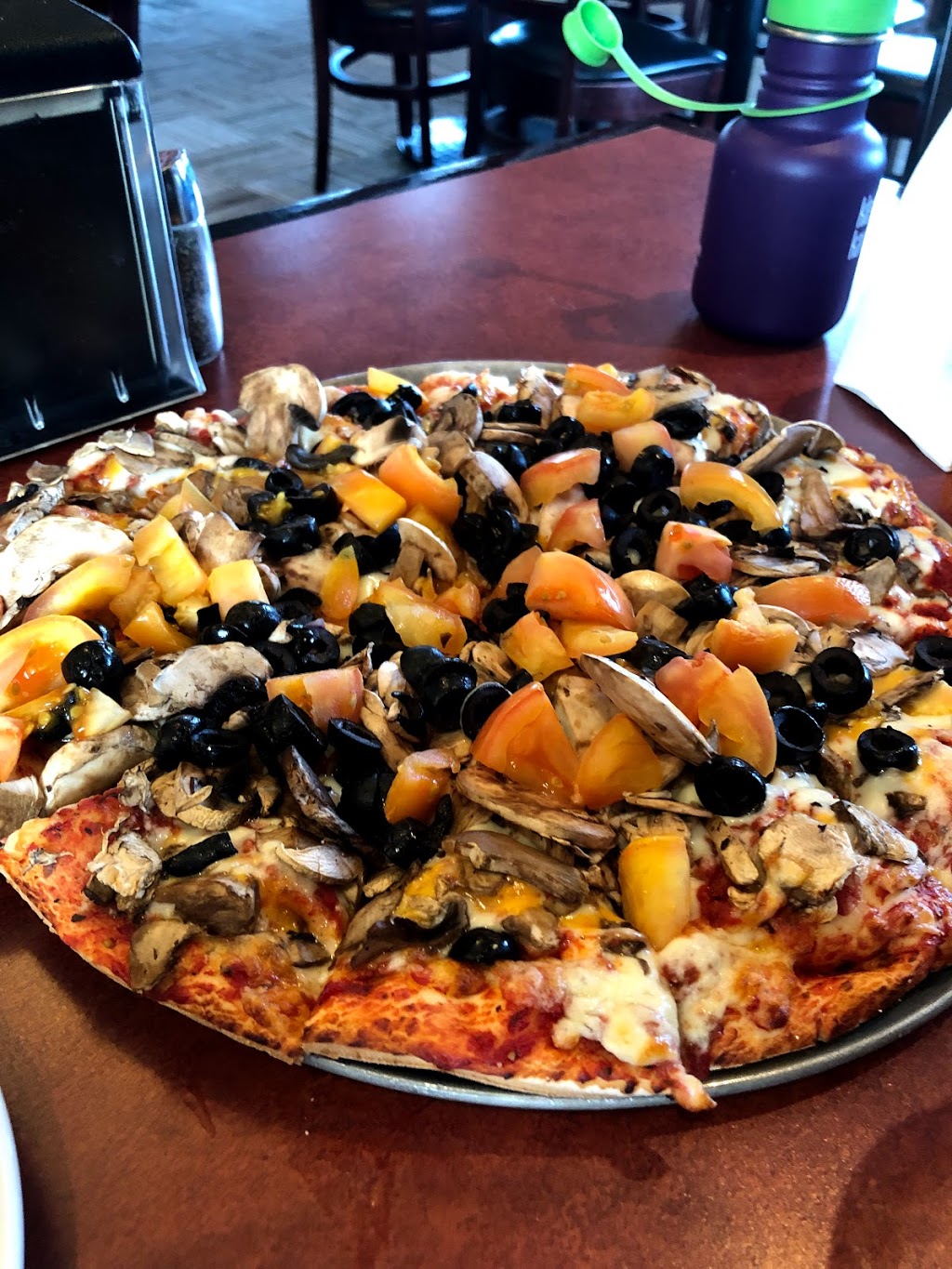 Toms House Of Pizza | 235 Milligan Dr, Okotoks, AB T1S 2B4, Canada | Phone: (403) 995-4651