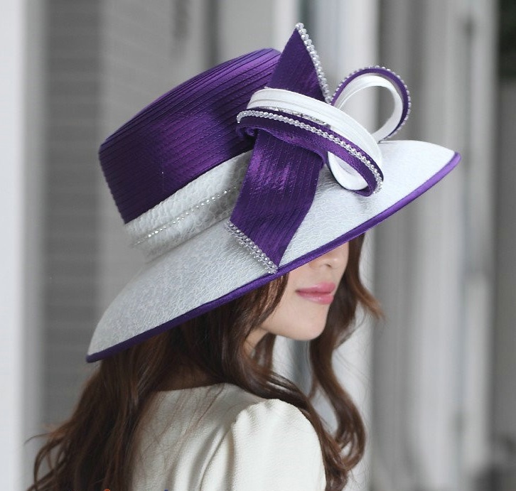 Vivian Collections | 163 Sassafras Cir, Thornhill, ON L4J 8M6, Canada | Phone: (877) 923-5520