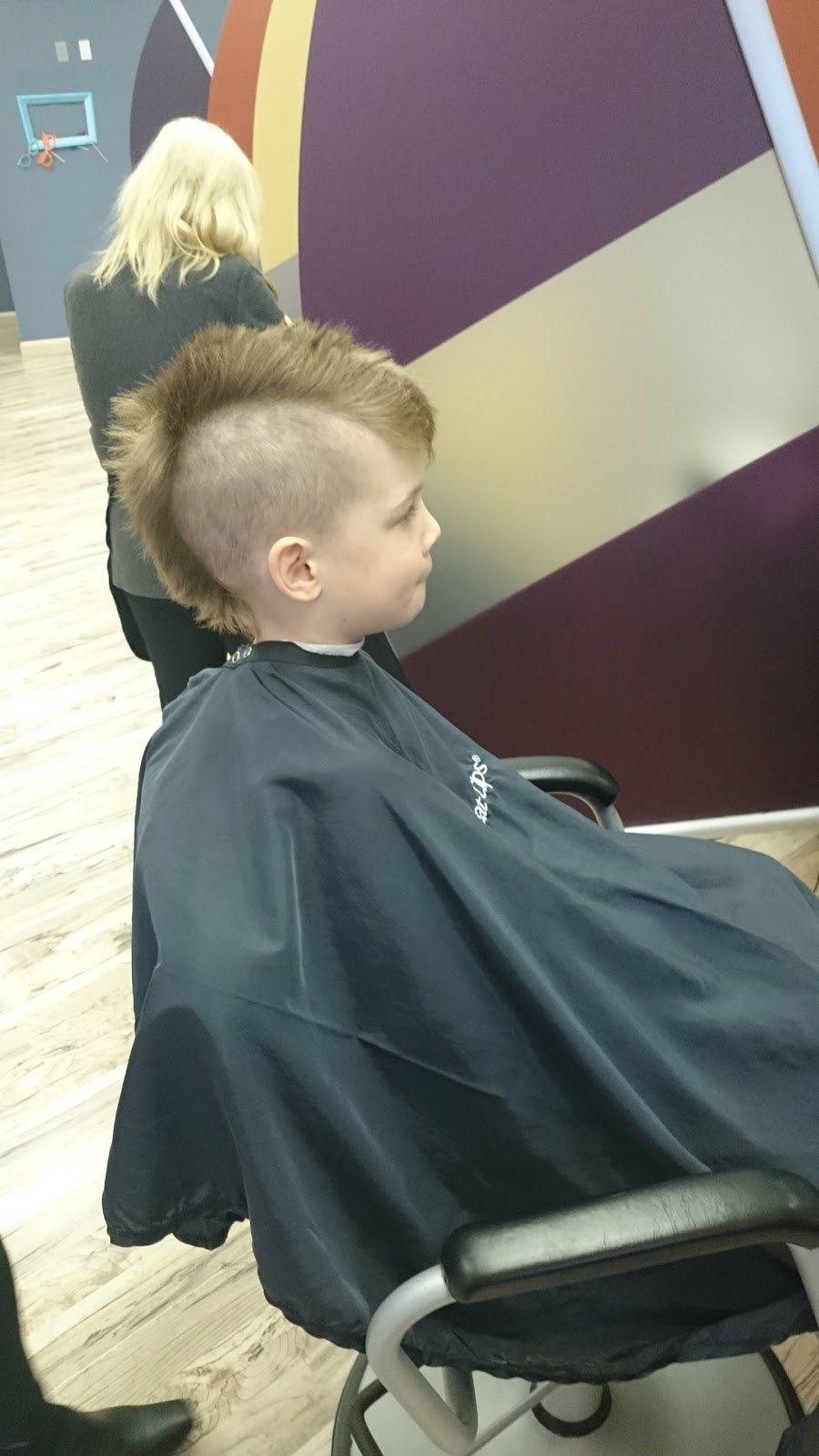 Great Clips | 1076 Hoover Park Dr #3, Whitchurch-Stouffville, ON L4A 0K2, Canada | Phone: (905) 640-4247